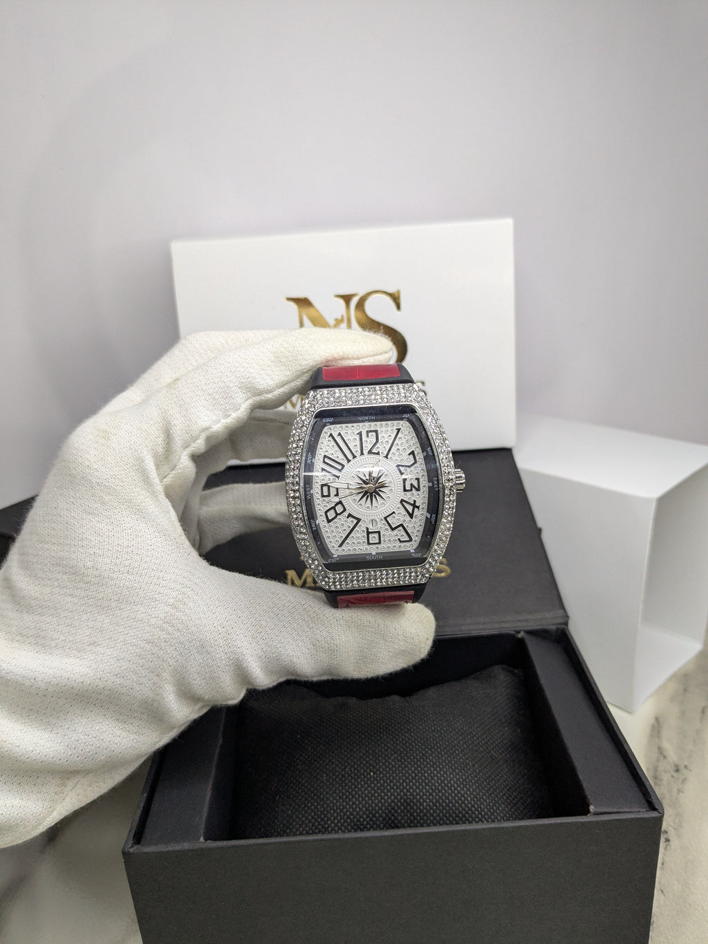 Frunk muller red edition Luxury watch